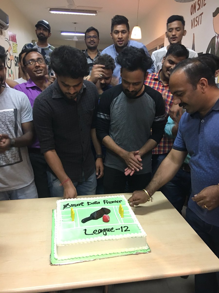 sdeievent's tweet photo. Our passionate #smarTians ended the #SPL12 league with a beautiful cake cutting ceremony at night with a spirit of making it larger the next year.
#WorkPlayLearn #MakeItBig #OneGoal https://t.co/am9FLU8BSj