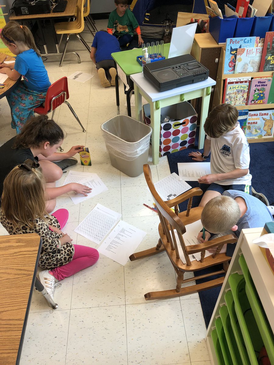 StephenElySHE's tweet photo. Earth Day buddy activity! Synergy at its finest! https://t.co/ncKmSmiPjo
