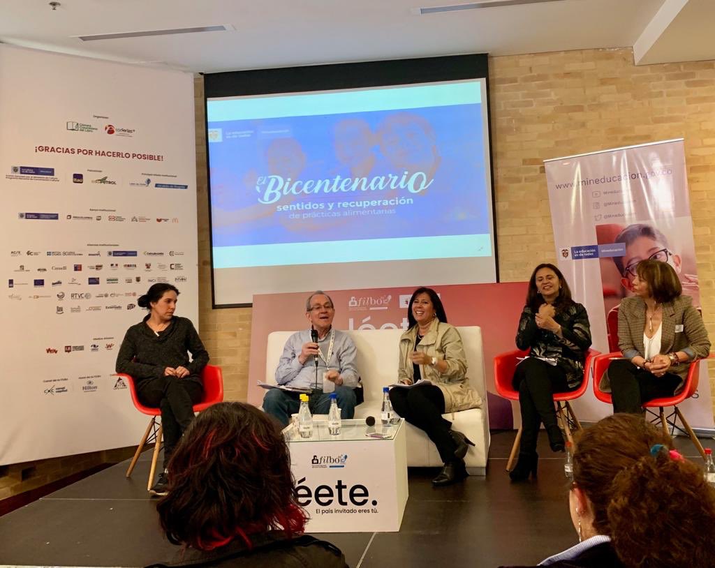 adrymaxcyclak's tweet photo. Un honor compartir con el Maestro Jorge O. Melo, las nutricionistas Ana M. Cepeda, y Sara Eloísa del Castillo, y la artista María Buenaventura desde la @FILBogota amplias argumentaciones sobre la relevancia de vincular al PAE alimentación ancestral. @CarlitosReveron @jgrandas12 https://t.co/Idkje5vkZR