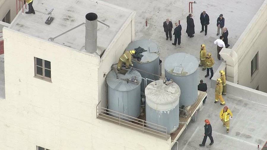 TrueCrimeFix's tweet photo. #FREAKYFRIDAY The death of student Elisa Lam is definitely a freaky one. A student who travelled from Vancouver to Downtown Los Angeles was found dead in a water tank on top of the Cecil Hotel where she was staying. #FREAKYFRIDAY #ElisaLam #Unsolvedcases #Mystery #Trumecrime https://t.co/C2XVzlFrr1