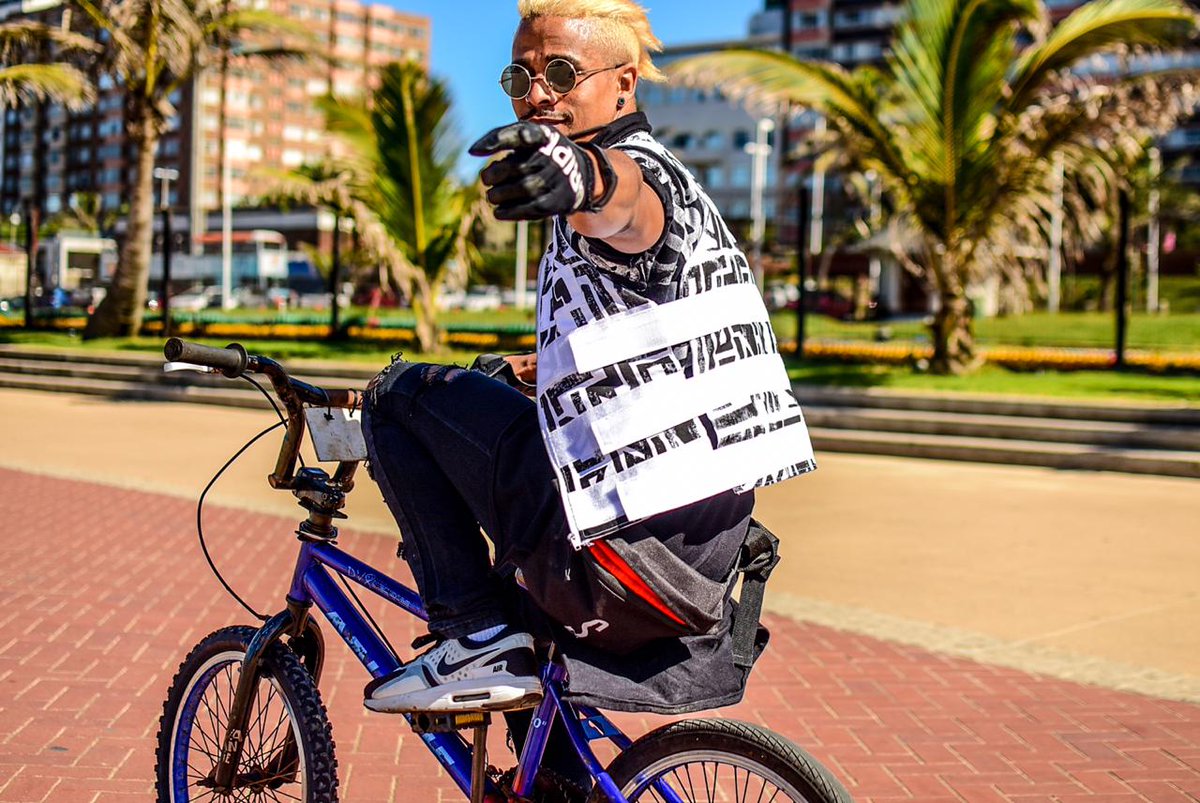 AXE_SA's tweet photo. Few words are needed...let the pictures tell you about our day out with the #AxeAdvocates 😃🔥🔥 #AxeGoForGold #FindYourMagic https://t.co/a072MV6G2E