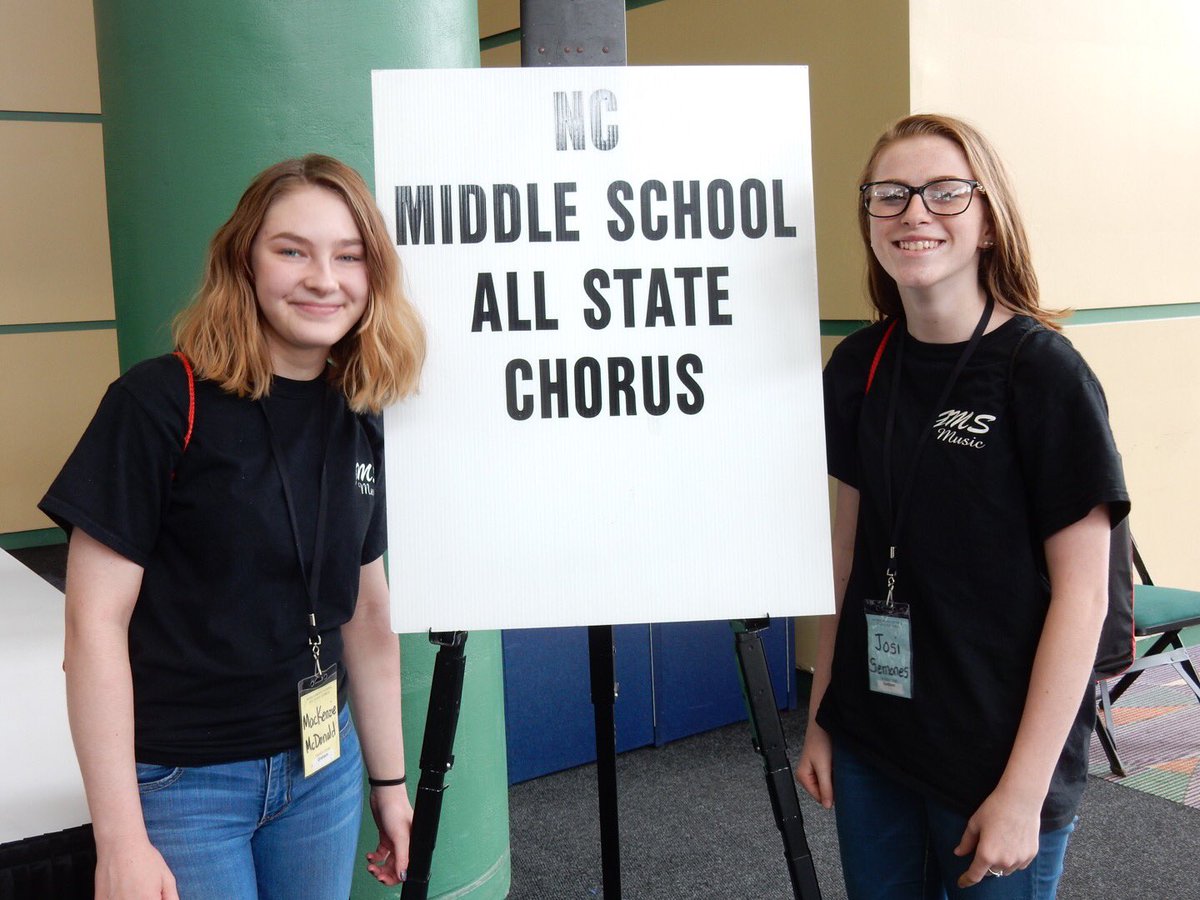 MrsThomasSing's tweet photo. Let the singing begin! #NCMSAllStateChorus2019 #falconssing #ncmea @GMSfalcon https://t.co/Y6MRRgJWXw