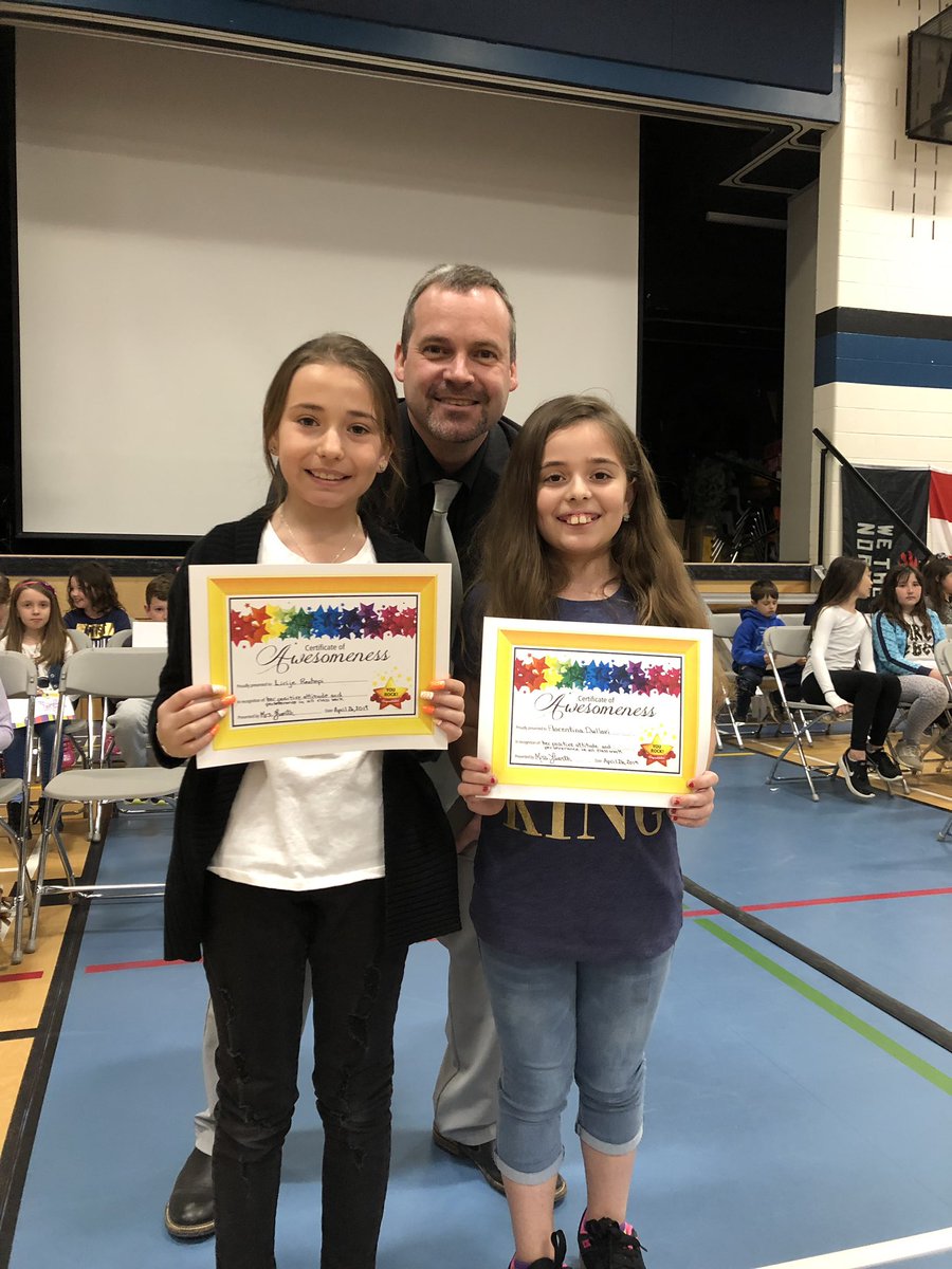These two are being celebrated for their positive attitudes and perseverance! Way to go Florentina and Lirije 🤗