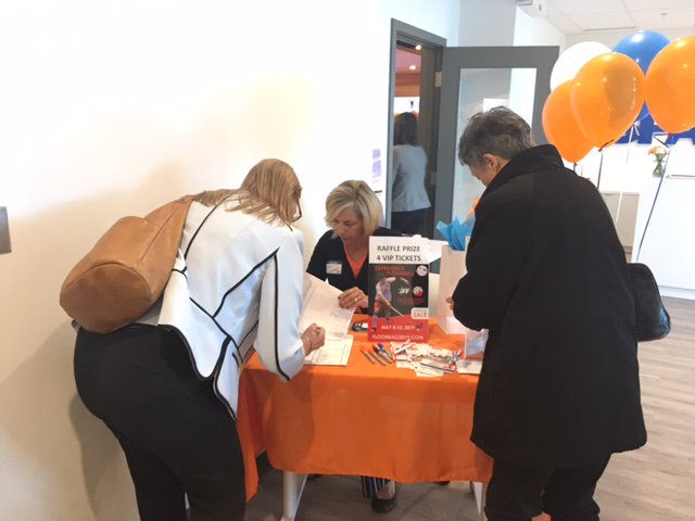 WorkspaceBL's tweet photo. Thank you to everyone who attended Business After Hours at Workspace Bayers Lake yesterday. We had a great time hosting members of the Halifax Chamber of Commerce and Workspace. #HalifaxNetworking #WorkspaceBayersLake #HalifaxChamber https://t.co/UaRO0L51cF