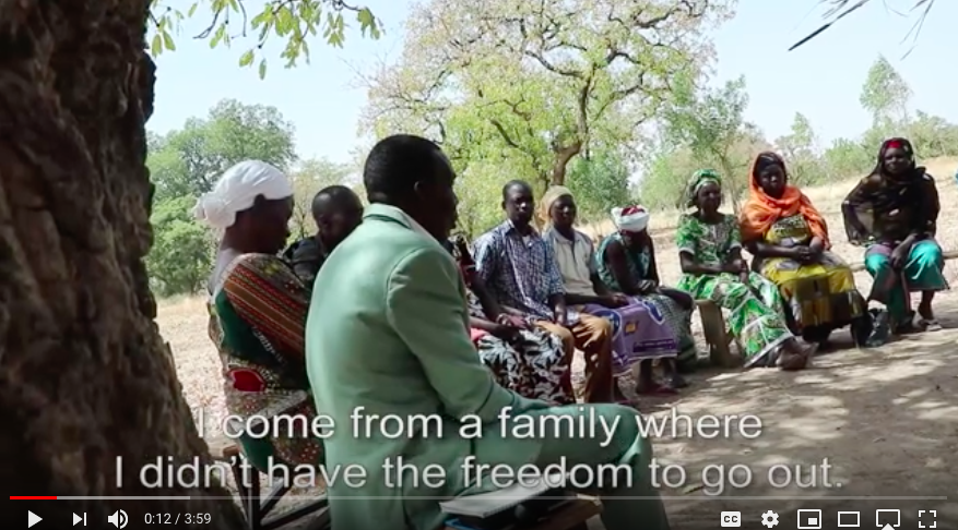 TanagerIntl's tweet photo. #FridayFeeling from #BurkinaFaso where Tanager is working at the intersection of gender and nutrition, giving women poultry farmers tools to help improve social and economic outcomes. 

In their own words 👉 https://t.co/YAXzMPzyOp

#genderequity #nutrition #GrowthForGood https://t.co/EvFW2DBhYN