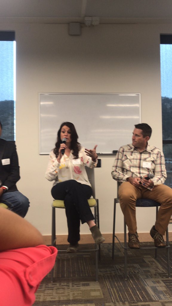 HealthSymposium's tweet photo. “It takes an incredible amount of energy for communities of color to be recognized for their work. That needs to change. Grassroots work is meaningful and the needs of LatinX communities must be recognized. We have a voice.” -Janina Fariñas #19CHSUnplugged https://t.co/62VjzXE9b6