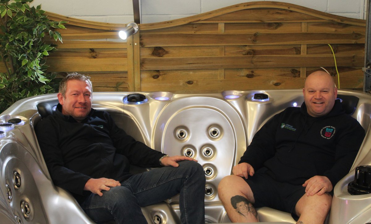 MWalkforwomen's tweet photo. Below pics are from another off our amazing sponsors #poolspas proud sponsors of miles for men thank you for your continued support π @HPoolMail @Hartlepool_Life https://t.co/EYyUckFHNf