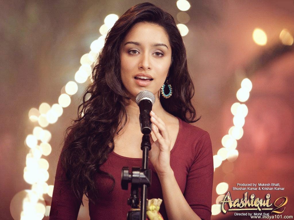 iBeing__n7's tweet photo. Sun Raha hai na tu,
Ro rahi hoon main.....โค๏ธ
#6yearsofAarohi
#6yearsofAashiqui2 https://t.co/R7g4HxE6tm