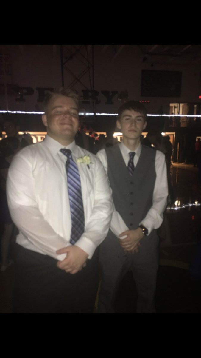 Ryan_Jackson99's tweet photo. Happy birthday champ #alphamales #frisone #20 @noah_fleming5 https://t.co/MKTOVTwR8c