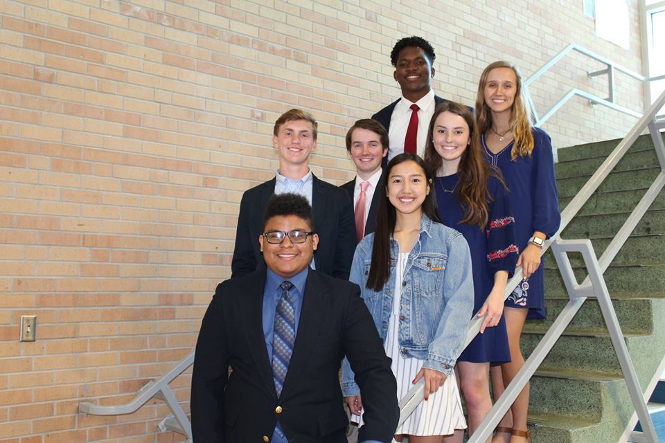 kapauncrusaders's tweet photo. Congrats to the 2019 KMC Prom Court! Prom queen candidates are Katie Chisolm, Stacey Le, Isabel Ultzsch and Maggie Koster (not pictured). Prom king candidates are Ben Hane, Ebuka Momah, John Biehler and Martin Dwyer. #gocrusaders #kapaunmtcarmel https://t.co/fLJSneOSn8