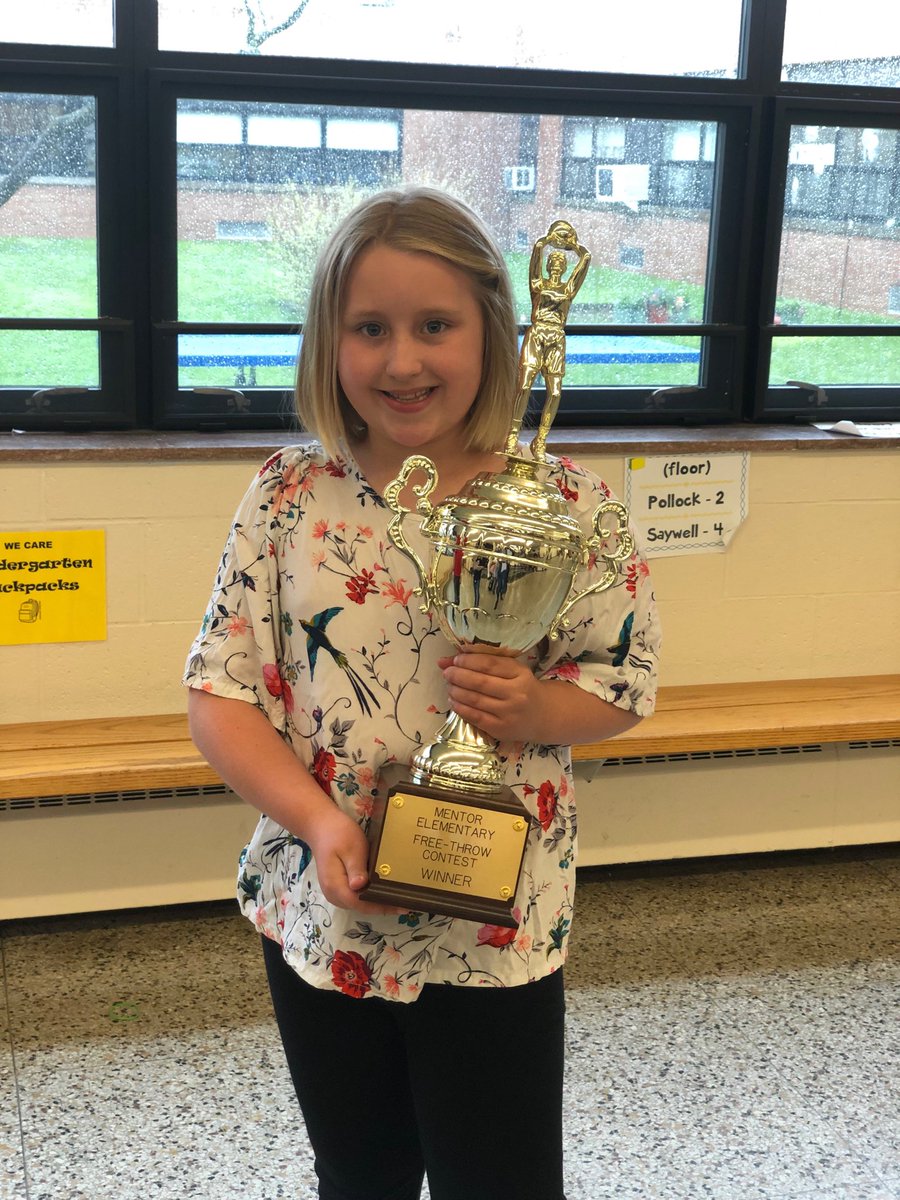 MsJerry4's tweet photo. Congratulations Claire on winning the free-throw contest!  #OnceACard #ridgeesrocks https://t.co/BCLoj1v5fB