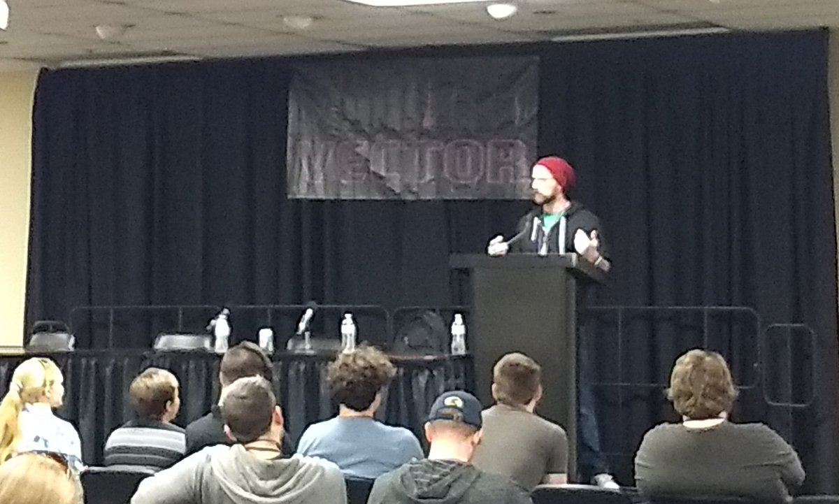 GeorgeVLandon's tweet photo. .@PProfitt sharing his story at @vectorconf. https://t.co/psdCyJN9fa