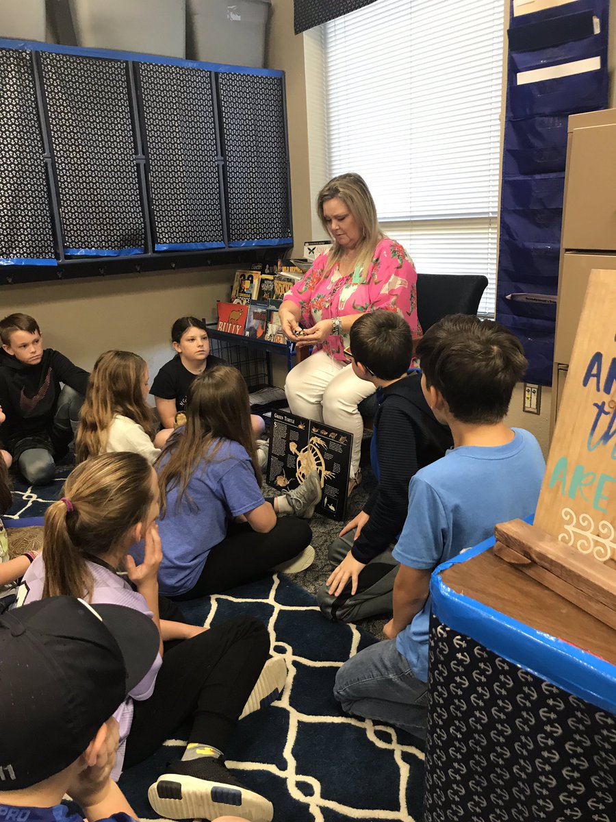 PoseyMath's tweet photo. @jsbeedlow was an amazing guest today!  #NorthwestReads https://t.co/3G5QB3zQNm