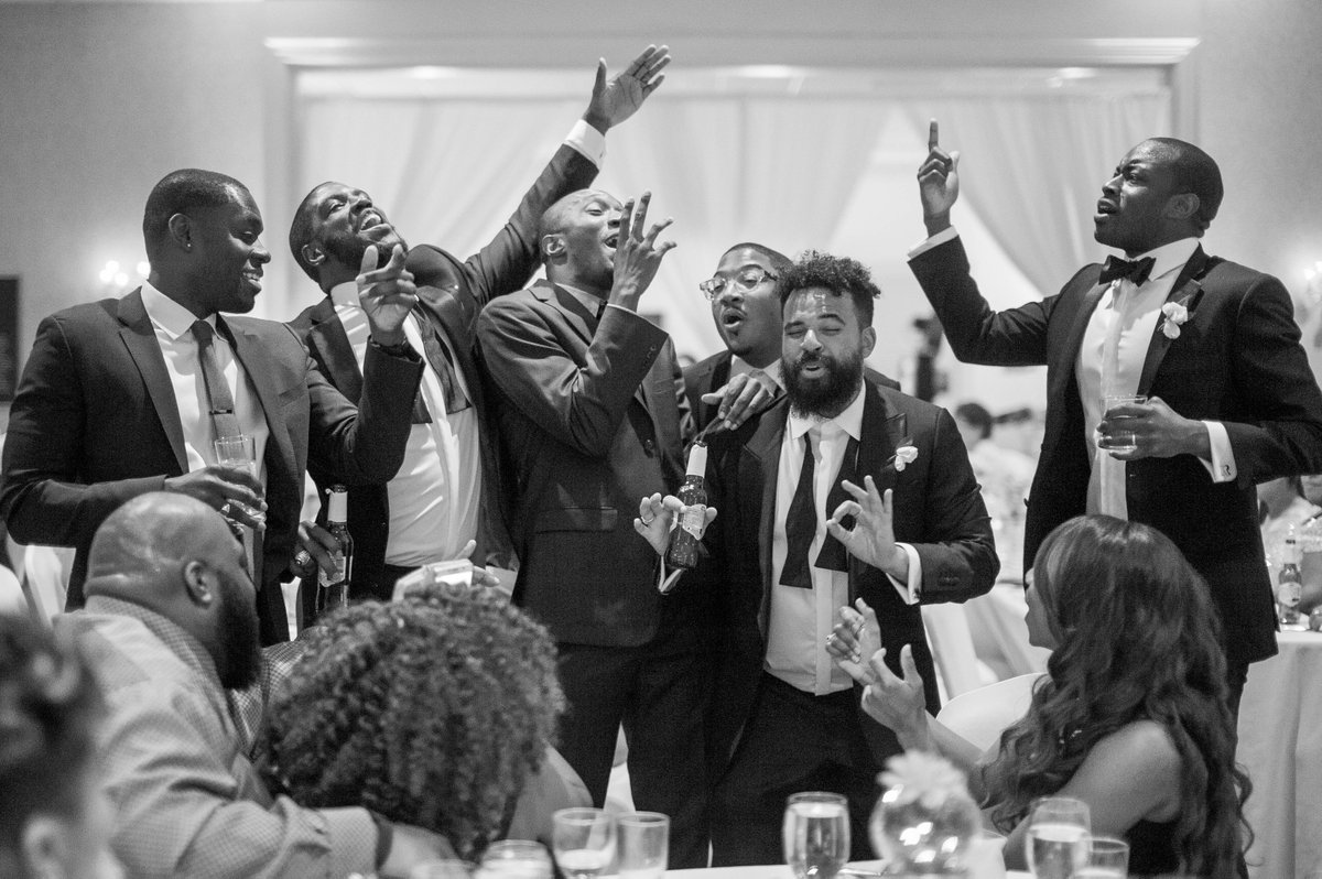 OurWeddingsMag's tweet photo. If your groomsmen don't celebrate like this, then get new groomsmen. 

#theblackbridalexperience #ourweddingsmagazine #blacklove #blackloveisreal #blackbrides #blackgrooms #blackhistory365 #ourlove #ourweddings https://t.co/cdueockDwQ