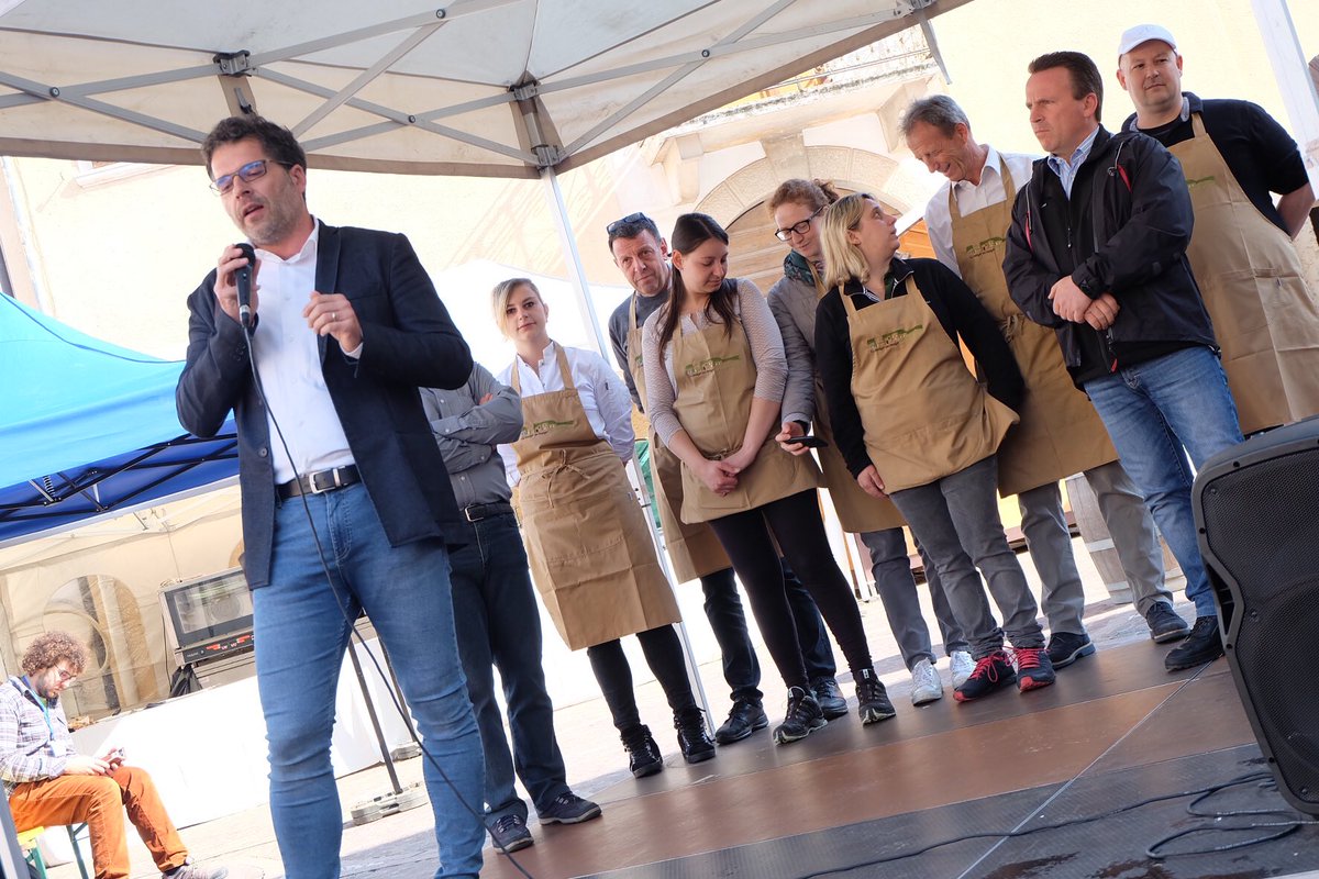 Collaborare e lavorare fianco a fianco, questa è la chiave del successo di #dimasoinvino. Complimenti alle 50 aziende e assoicazioni locali che hanno raggiunto questo splendido traguardo insieme. 👏🏻👍🏻