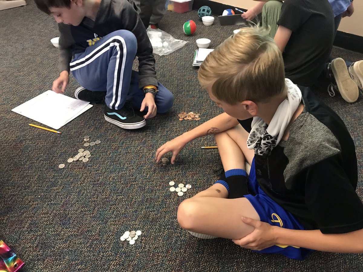 prosisefrisco's tweet photo. Collecting data and recording results as equivalent decimals, fractions and percents by playing games for 10 or 100 seconds. @FREprincipal https://t.co/dgbQNk9jXX