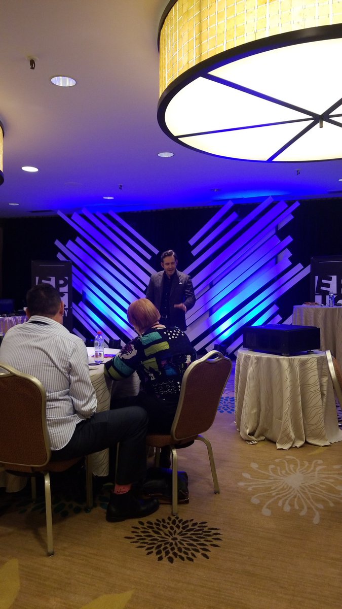 FahdAlhattab's tweet photo. The shortest job description for a salespersob "Professional MindMaker Upper" 😂 - @philmjonesuk. A very practical, informing and motivating (Reason to take action) talk presented at #THEEPIC2019 with @AlanSteinJr @suttsdan4 @nickfoley1 @erictermuende #exactlywhattosay https://t.co/9lxiaTjxsD