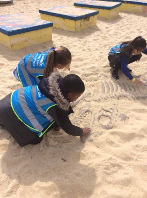 Launcelot Primary tweet media