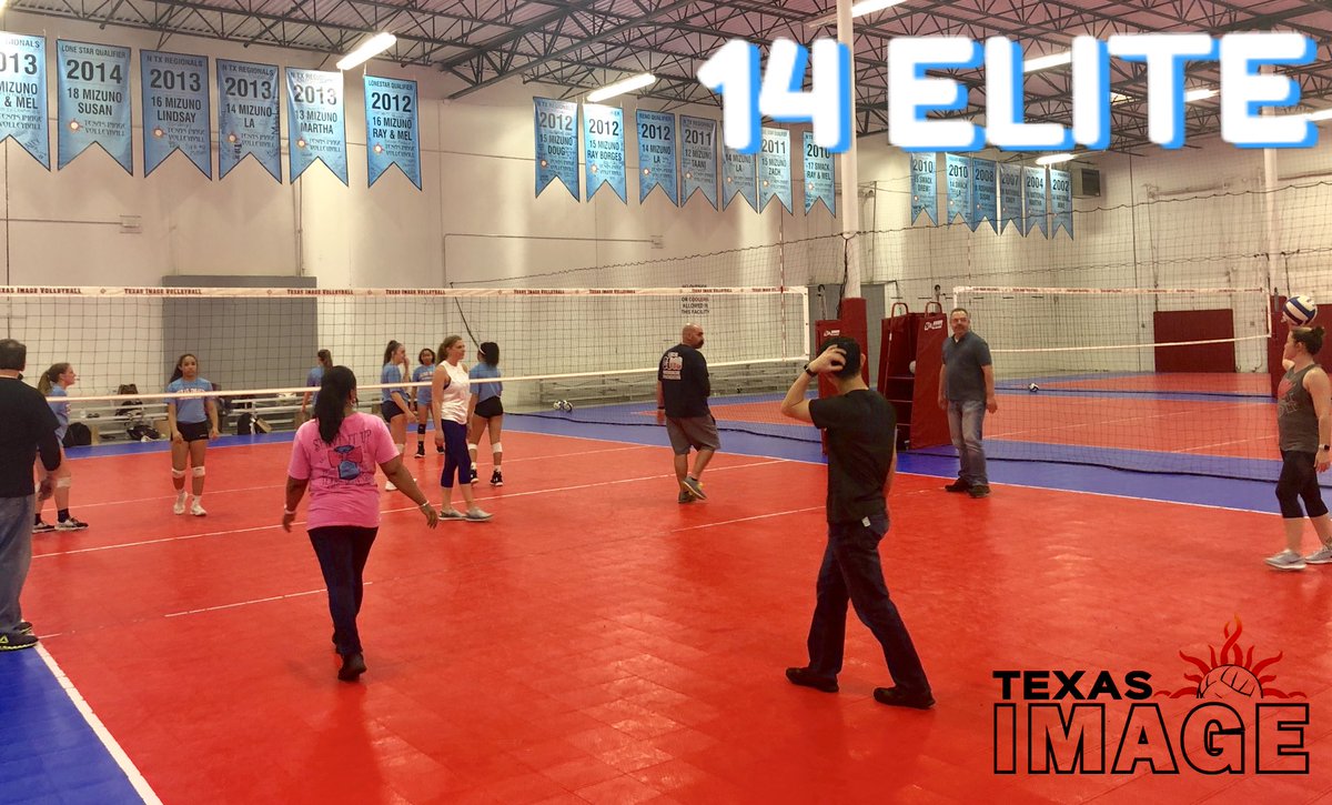 tximg's tweet photo. 14 Elite has a player vs parent game and DOMINATES! So fun when families and players enjoy this game together! #ImageSTRONG #ImageFUN https://t.co/i4dJBZC4IX