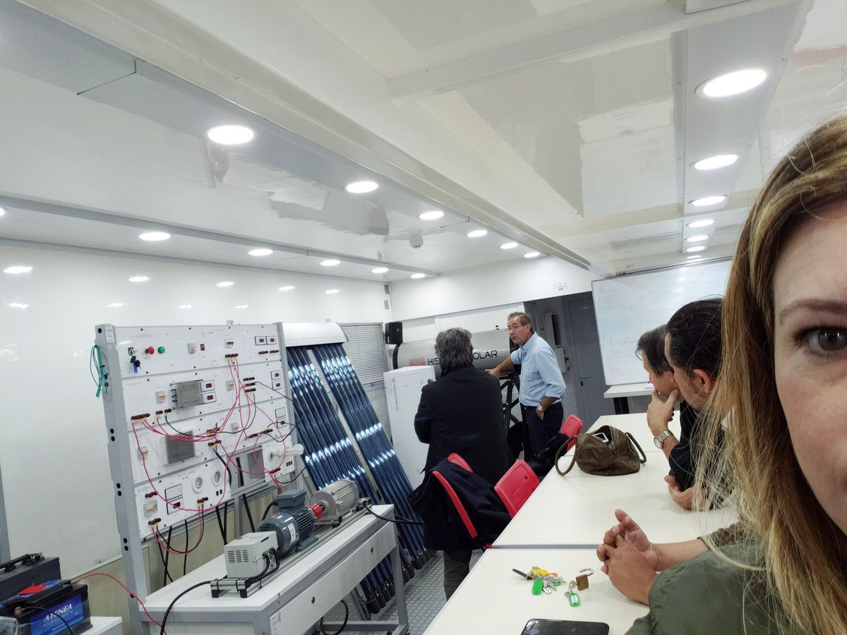 BibowAldana's tweet photo. @INETetp
#SanAndresdeGiles
@cfap_laplata
#EnergiasRenovables con
@fprietoinet y los chicos de la #EEST1
@Lgoro @gfalvarez https://t.co/2N4qi9mhqu