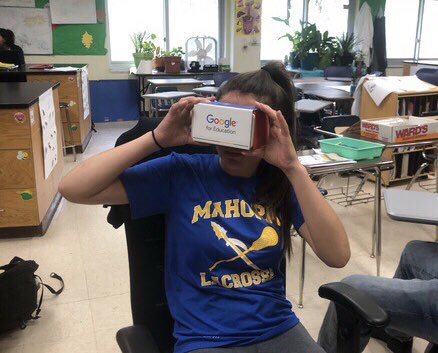 JohnsonTMHS's tweet photo. Thanks Jason Zides for the Tech support helping us enhance our virtual field trip to the Galápagos Islands. #Mahopacschools #MHS #breakthroughclassroom https://t.co/npyxyg4RYg