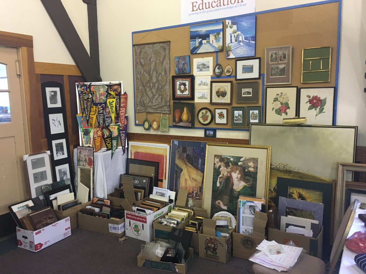 Any artists in need of frames for your pieces? We have so many! Come get them. Sale begins today (Friday) at 5pm. #kerrisdale #smkerrisdale #sale #rummagesale #garagesale #artist #frames