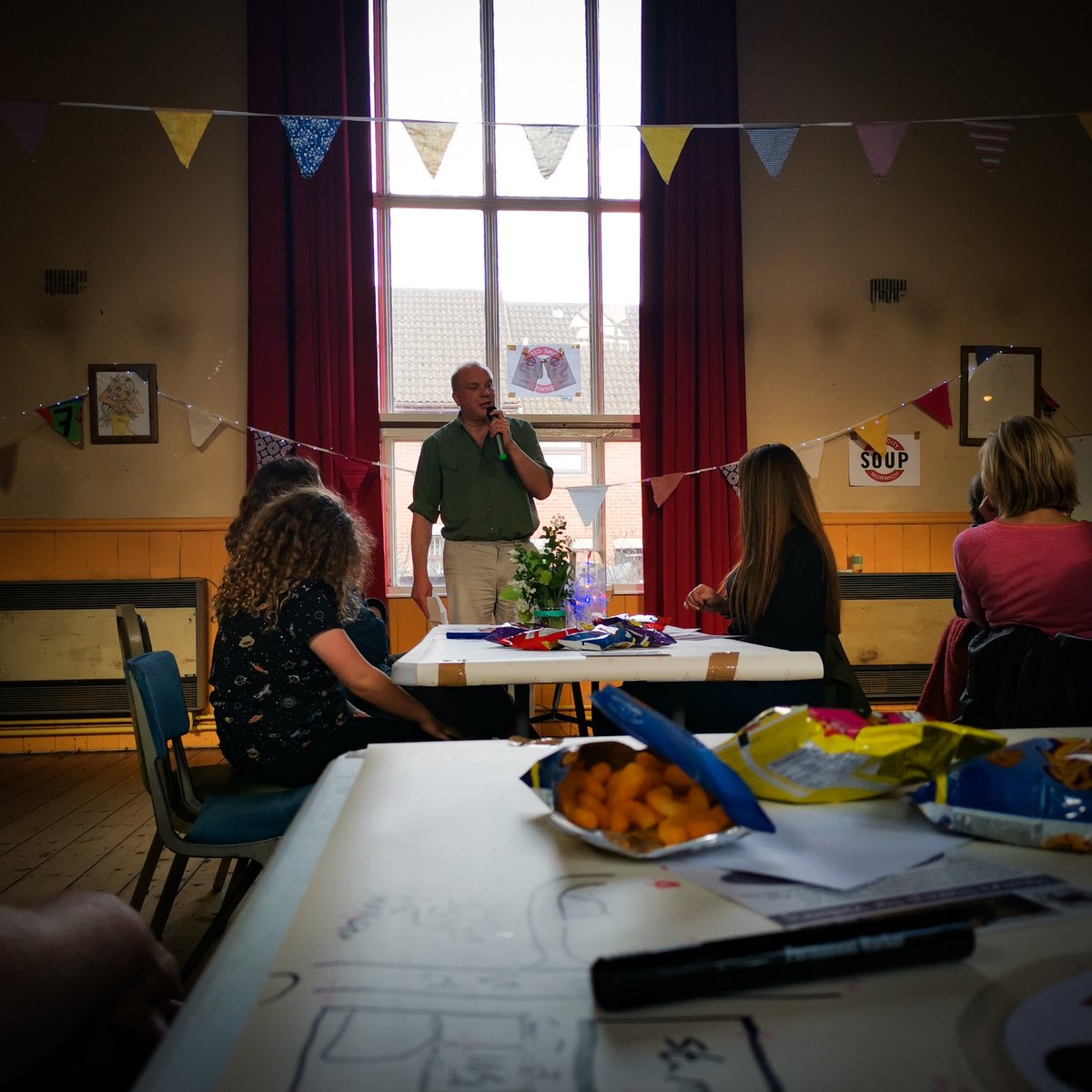 Got to the good bit of the first ever #finecitysoup... the soup (and bread) 🍞🍵

This should fuel the decision making process ✅✅✅✅✅

#norwich