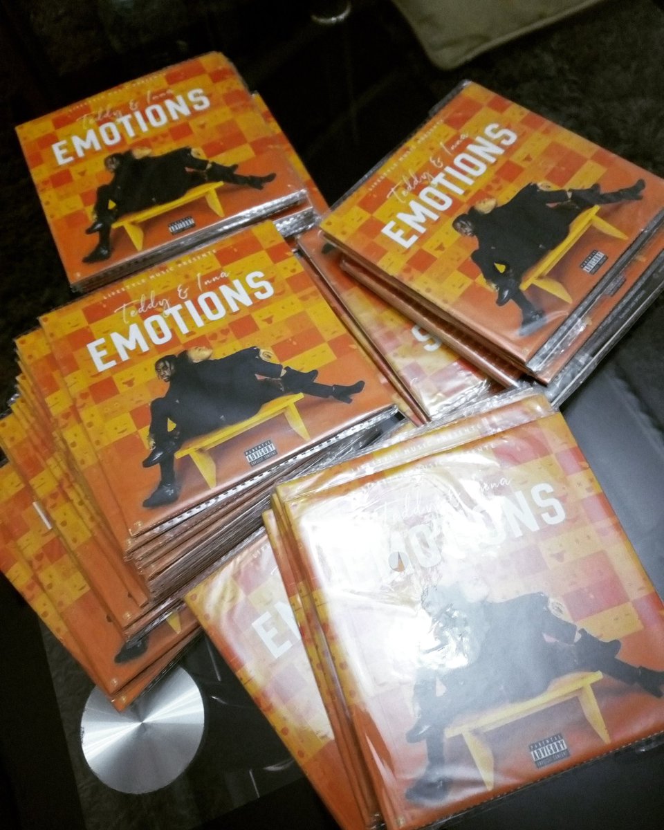 teddydoherty_'s tweet photo. Pour avoir la version physique de #Emotions contactez ces numéros :

697850797 / 653336144 

Bientôt les points de vente 💿 https://t.co/1l0TkitLpI