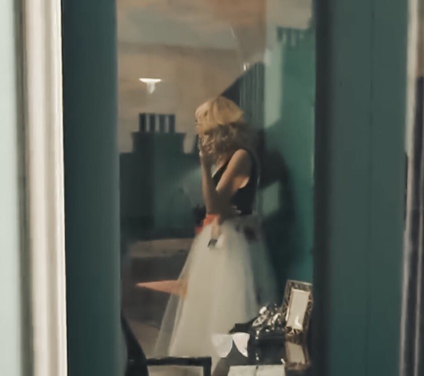 FIDM's tweet image. Girl, there ain’t no I in “team” but you know there is a @taylorswift13 &amp;amp; @M_Lhuillier! The #FIDMGrad designed this stunning dress in the new #ME! music video! Go watch it now: bit.ly/2IWOTpB