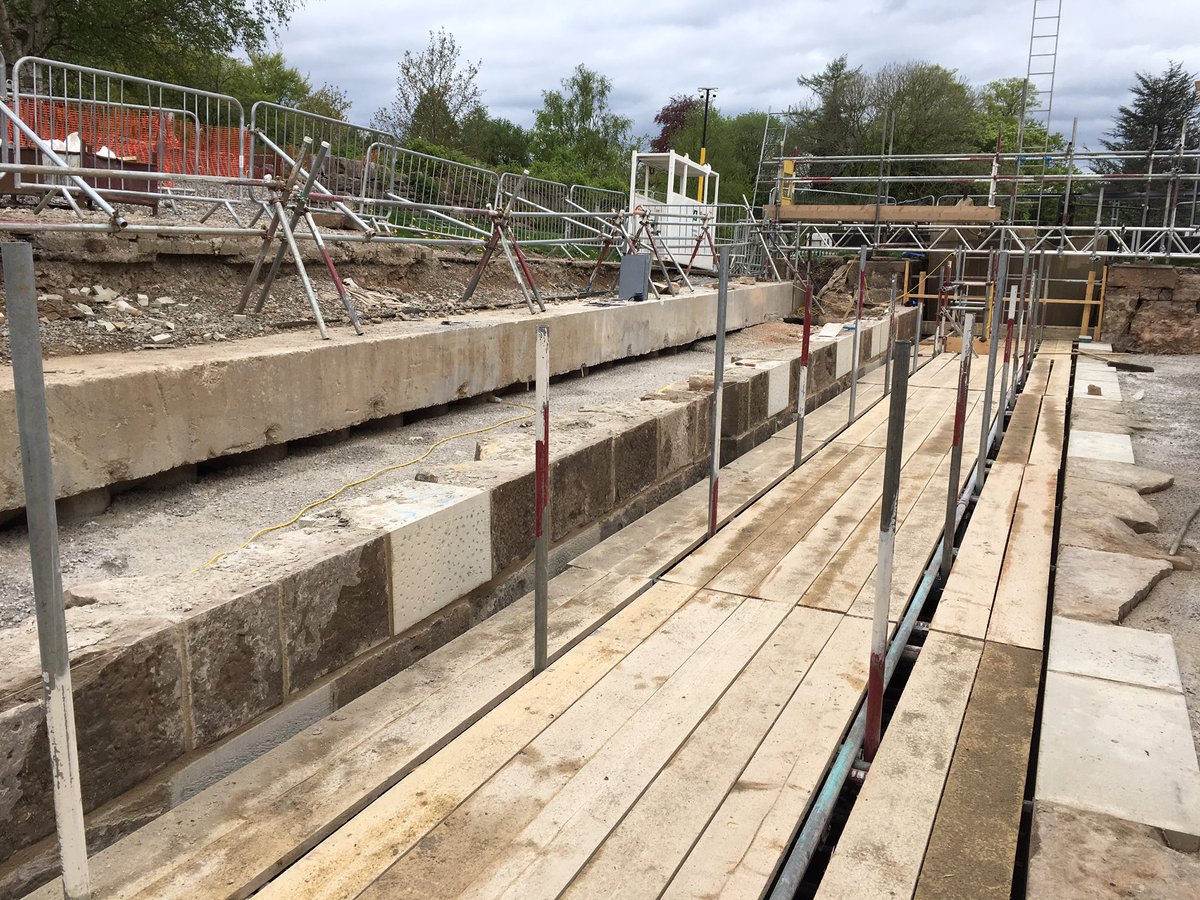 Marple Lock 11: Latest photos taken today of the lock wall reconstruction. Getting close to full height now. Depth of the lock hidden by the scaffolding.