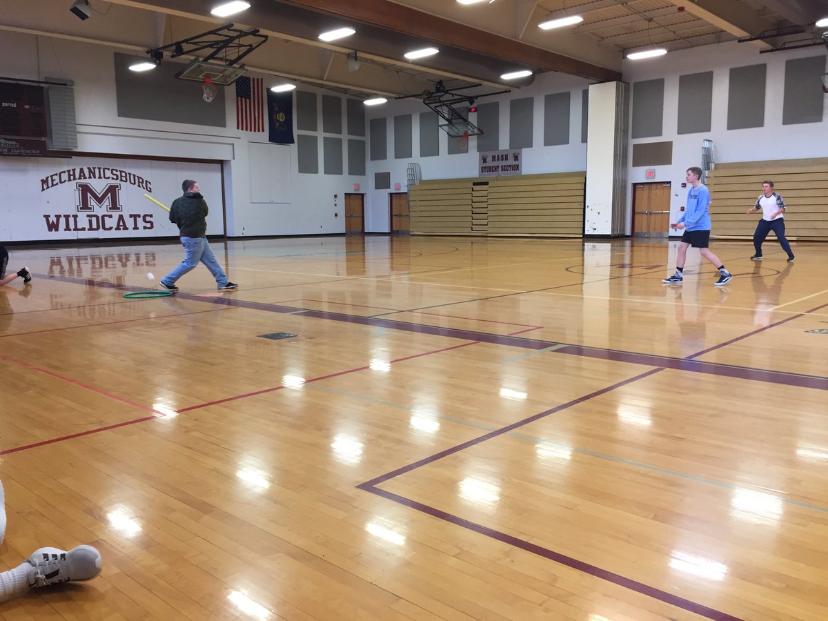 MrReidysClass's tweet image. Having fun with #mashflex students playing wiffleball this afternoon.