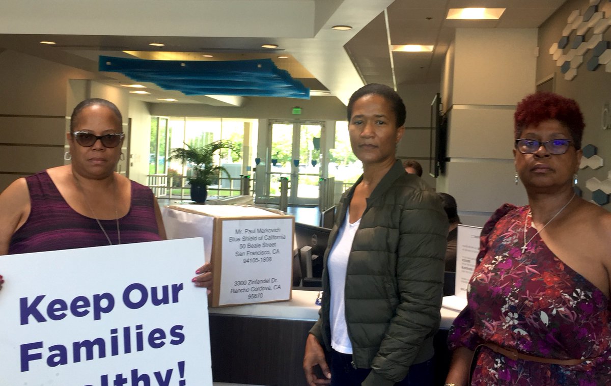 SEIU1000's tweet photo. Our Members put pressure on health care providers to stop putting profits before patients. California’s working families deserve quality, affordable health care and together, we told CEOs and big insurance companies to do the right thing. #DontRaiseOurRates https://t.co/5m3k15zvB5