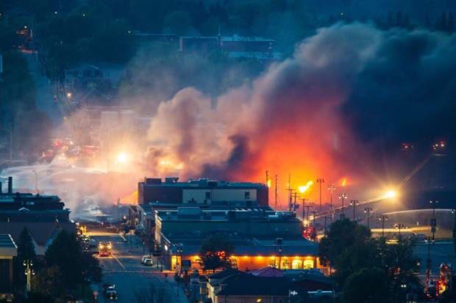 jtdoering's tweet photo. #AB337 is a common-sense step toward making Nevada’s rails safer for workers and the public alike. Safety is non-negotiable, and no court has ever ruled that collective bargaining agreements or any rights under the Railway Labor Act preempted a safety law. #nvleg #publicsafety https://t.co/UCUXKFMtb1