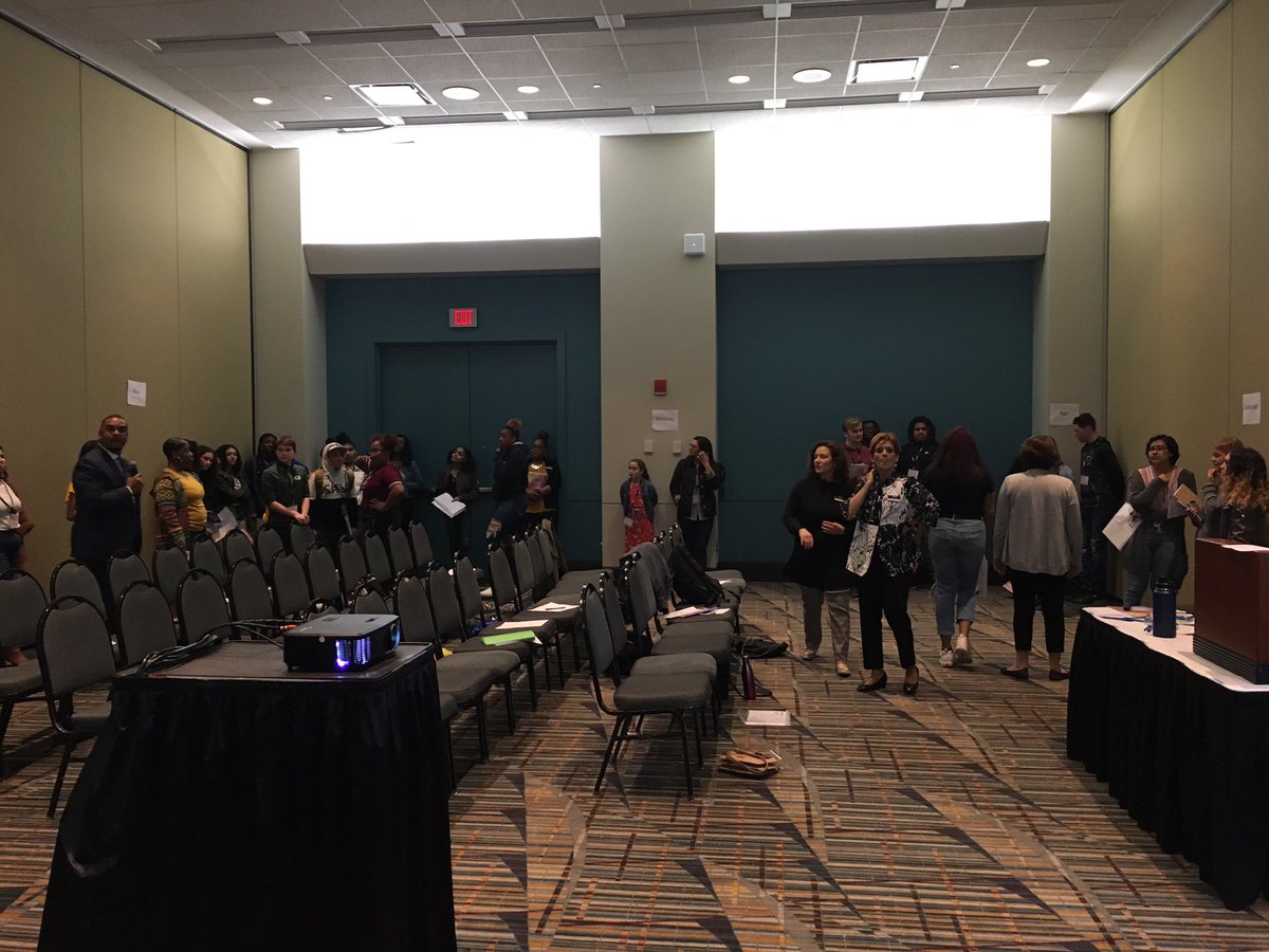 ctserc's tweet photo. SERC’s Eben McKnight, Nitza Diaz and Nicole Vitale lead students in a reflection on who they are. What aspect of your identity (race, language, gender, etc.) are you aware of daily or are most important to you? #RaceinEd2019 https://t.co/N1uYzCLSjG