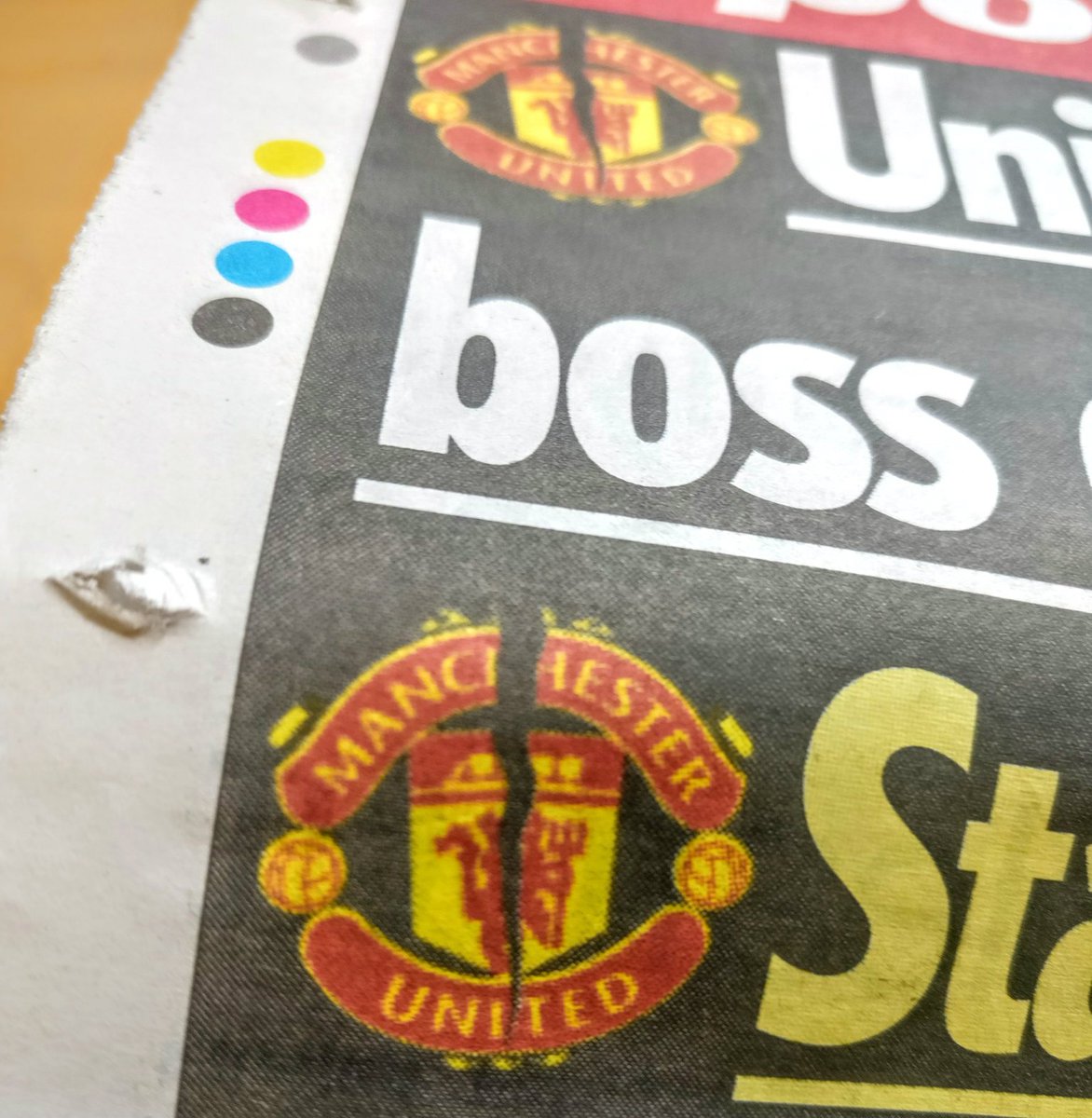 Manchester United achieve Badge-Crack Status for the second time this season, and Ole Gunnar Solskjaer earns a 9/10 effort (perhaps only let down by insufficient jaggedness).