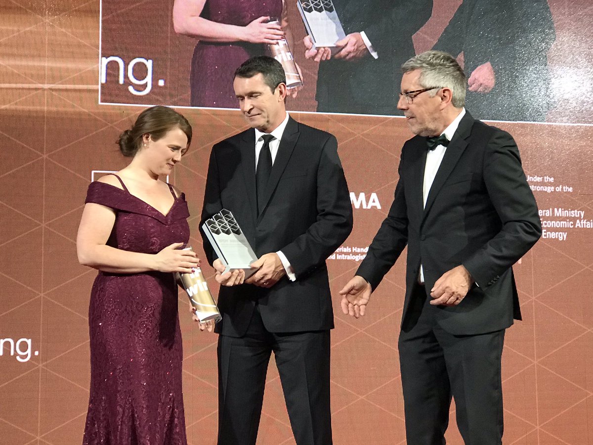 RaymondCorp's tweet image. We are proud to announce that the Raymond Virtual Reality Simulator has won the International Forklift of the Year award in the ‘Special of the Year’ category! Thank you to the @IFOY_AWARD jury for this honorable recognition.