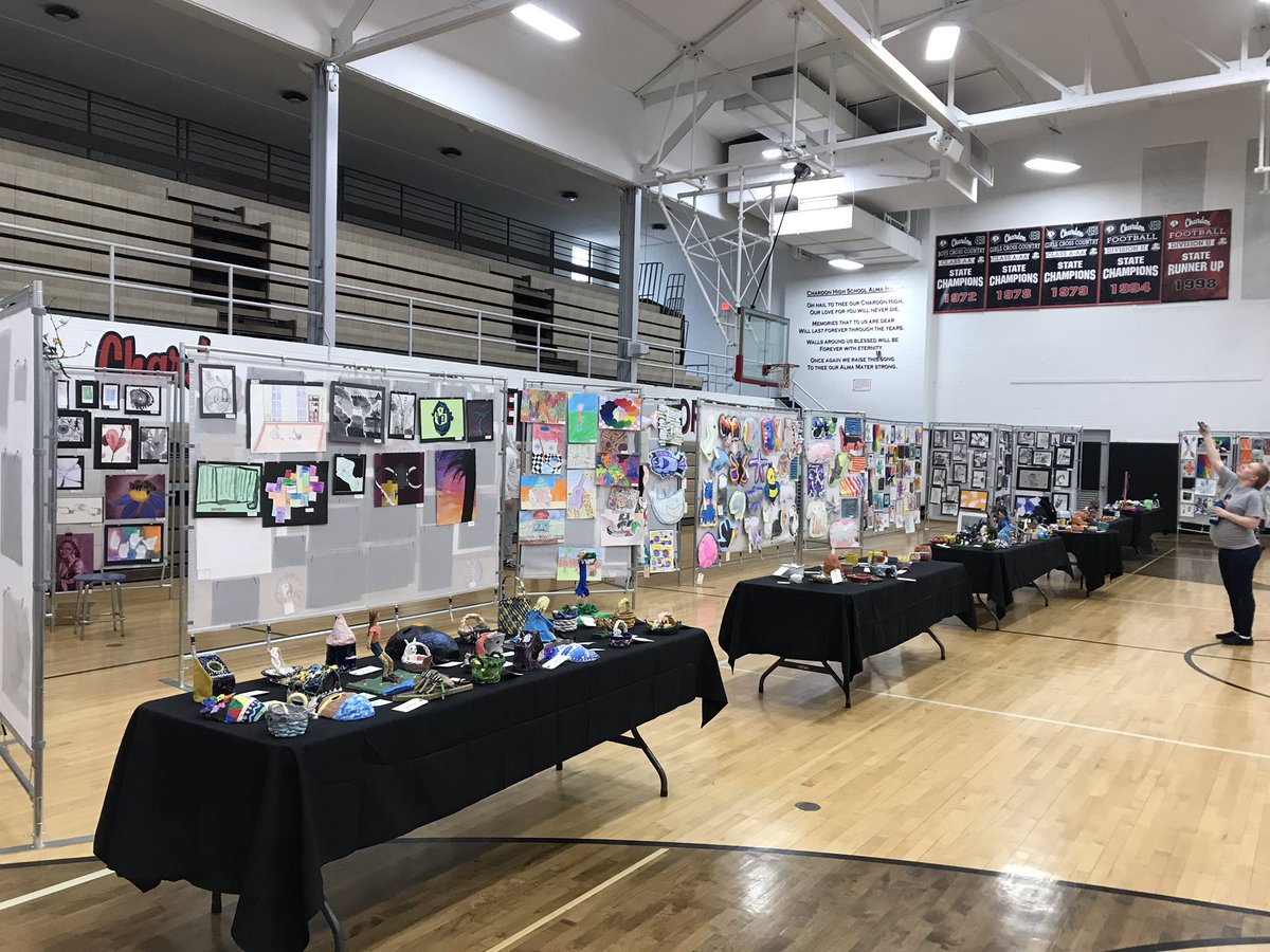 EdTKlein's tweet photo. District-wide Art Show looks fantastic! SO to all of our fabulous artists and to our fantastic art teachers @heron_todd @HauberErik @smclements720 and Mrs. DaFoe and Stickley #WeAreChardon https://t.co/Lwi9QB3a7B