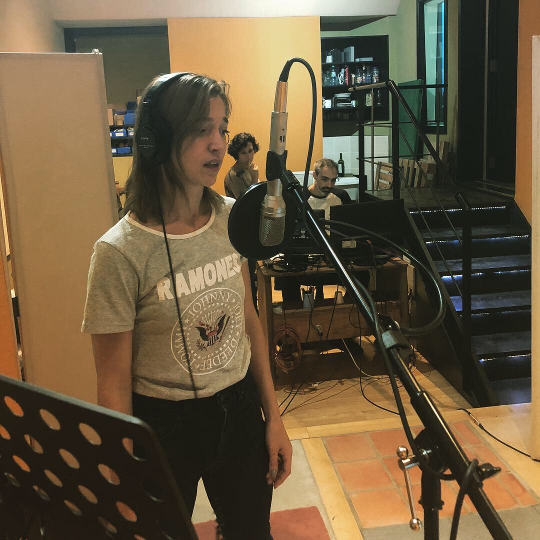 taurodigital's tweet photo. Hoy, ADR con Cecilia Cartasegna para MATAR AL DRAGÓN, de Jimena Monteoliva y Crudo Films. La supervisión de sonido está a cargo de Sebastian Gonzalez.

#soundforfilm #nosescuchamosenelcine #mataraldragon #cinenacional #cinemundial https://t.co/PgfLTqRl9x