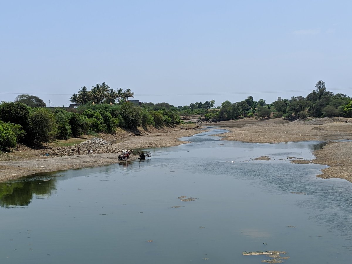 MandalSushmita's tweet photo. Fieldwork in the #Ghod basin and #Devnadi basin, scoping work on Water and Conservation with @shuchivora @roshniarora was fun, besides deep conversations on a host of aspects of work along with @ Seema Paul of TNC India. Cc @nature_org https://t.co/1PN25rOX9S