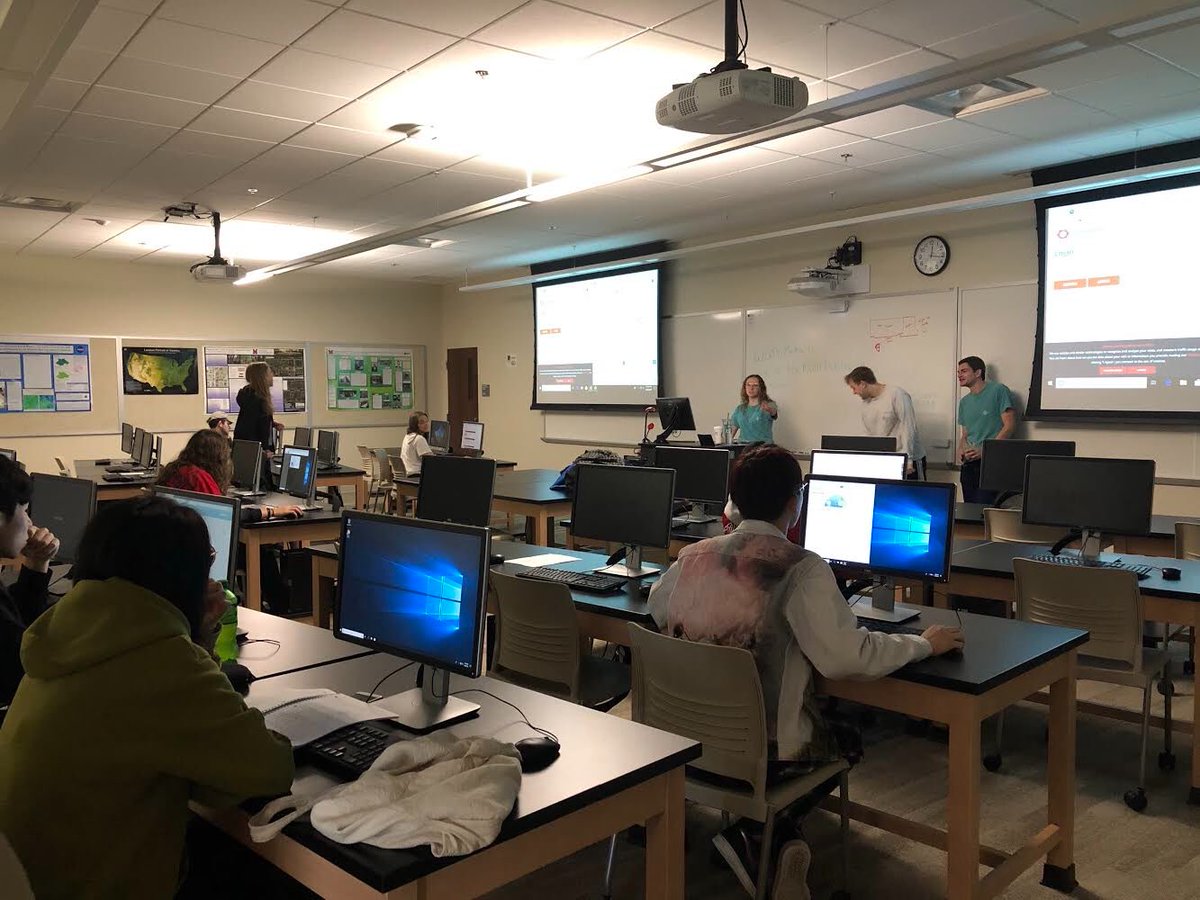 GeogMiamiOH's tweet image. A few photos from today’s @gpsmiamioh #mapathon! @hotosm @miamiuniversity #GeogMiamiOH #HumanitarianMapping