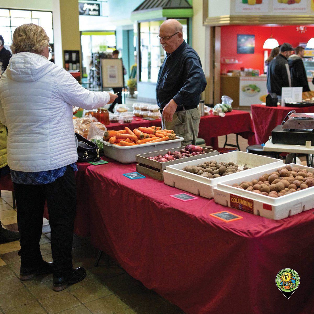 DwtnAppleton's tweet image. If you stop by the farm market tomorrow you'll find fresh food, handcrafted items, and friendly faces. Is there any better way to kick your weekend off?!
