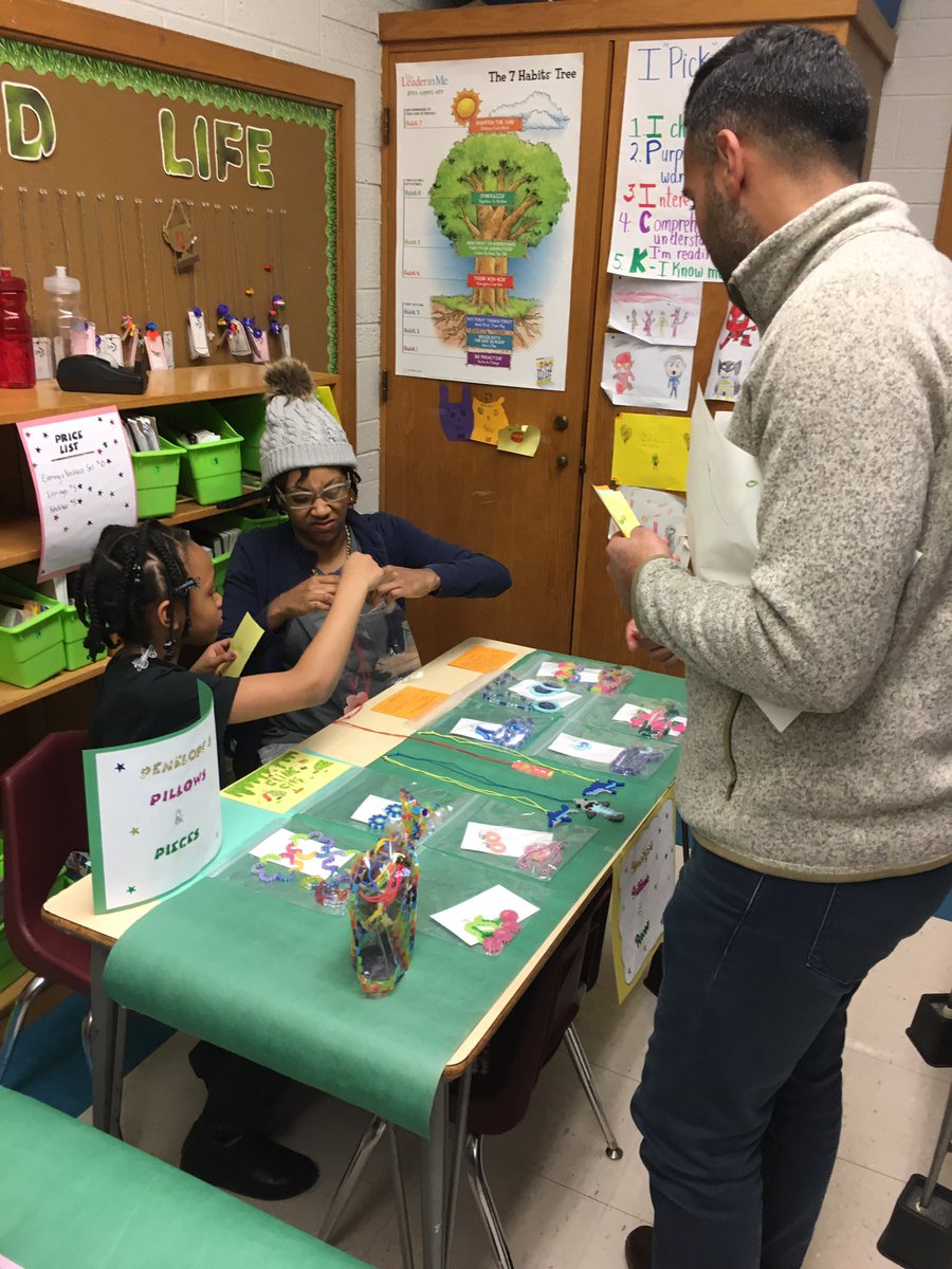poupard3rd's tweet photo. Slime City Market Day! Entrepreneurs selling their goods and services! @Poupard_Dragons @HussainAli_edu @GPSchools https://t.co/8AdNb044DY
