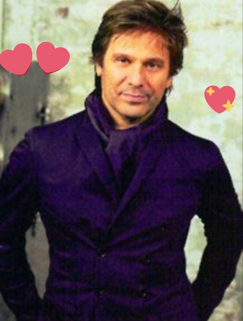  Happy Birthday Roger Taylor!!        