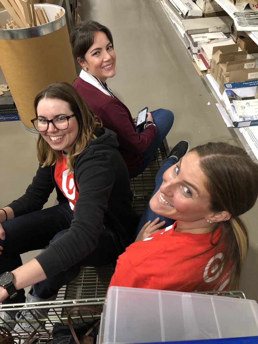 TargetJessica's tweet image. Moving and Shaking 🎯