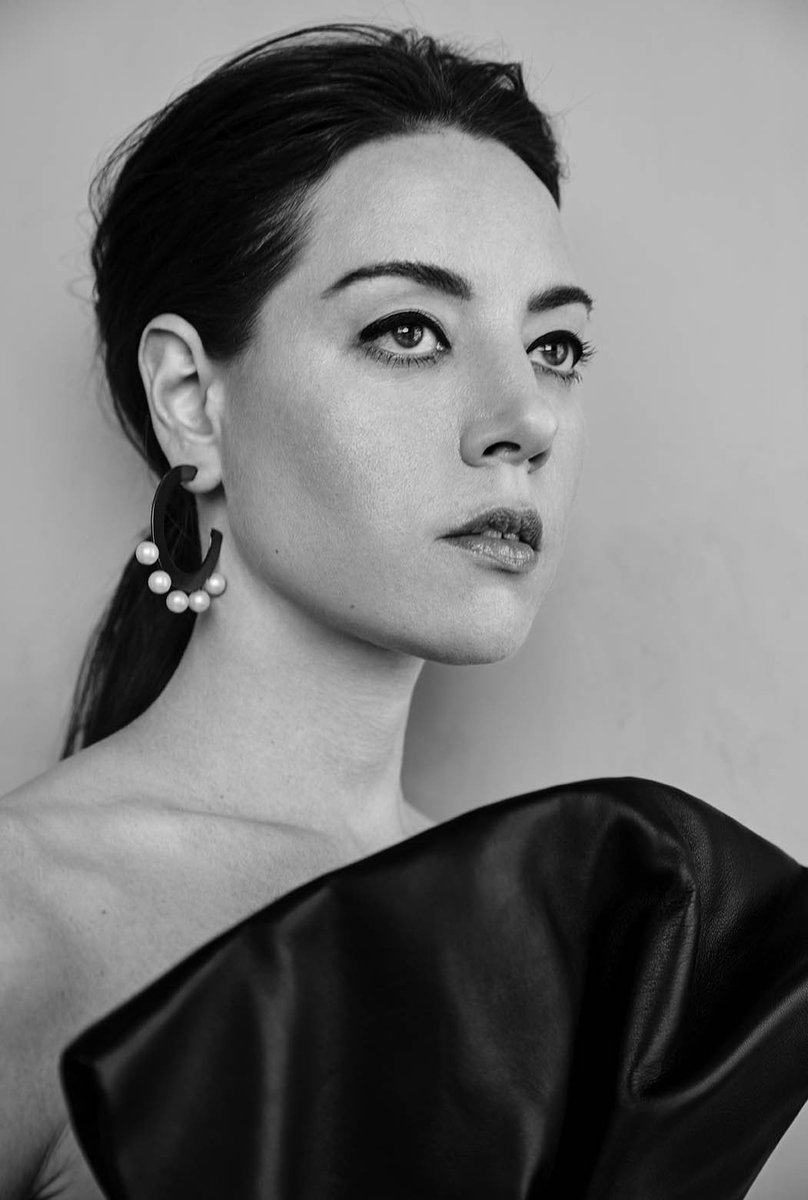 Chris Evangelista On Twitter Aubrey Plaza Contentmode Magazine