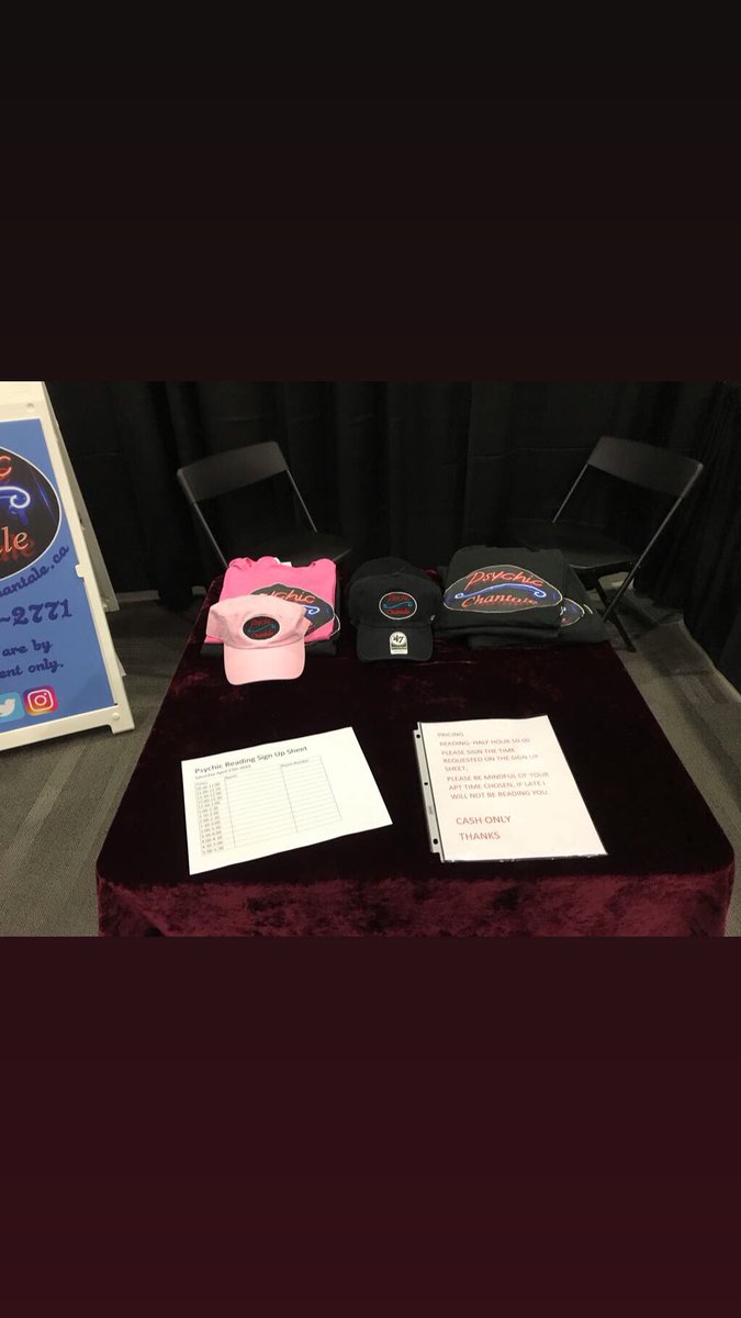 ChantalePsychic's tweet photo. Shaw centre national women’s show. https://t.co/DZkdQZkxU7