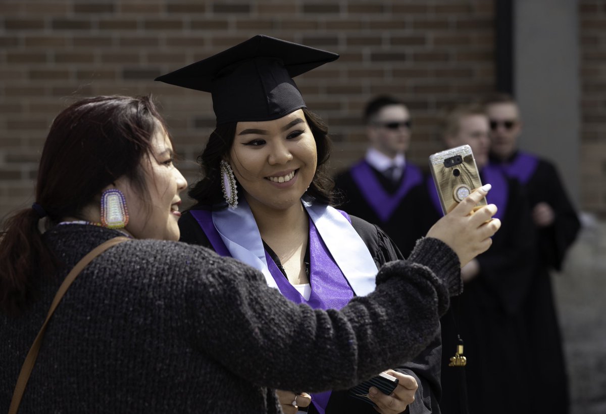 LethCollege's tweet photo. Views from behind the scenes at #LCconvocation2019 πΈ π https://t.co/CZudi4YSAw