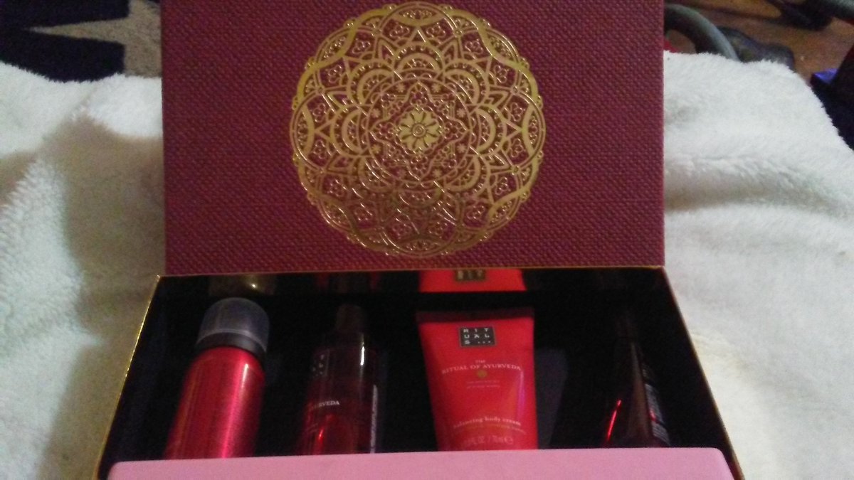 LoperBrandi's tweet photo. Thank you @Rituals @Tryazon I feel like a new woman and am shining from the inside. https://t.co/OFK69ddHkF