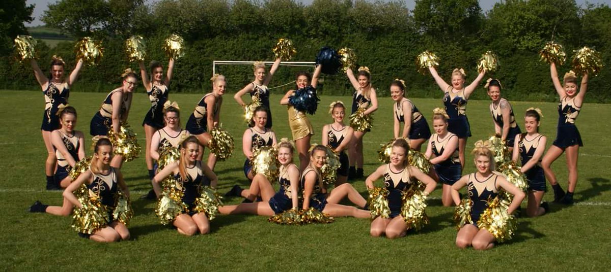 DevonDynamites's tweet image. Seniors will be performing half time at @ExeterChiefs vs @Harlequins 🤞 for some good weather 🙏🏉🏆💃 #DDM #chiefs #ExeterChiefs