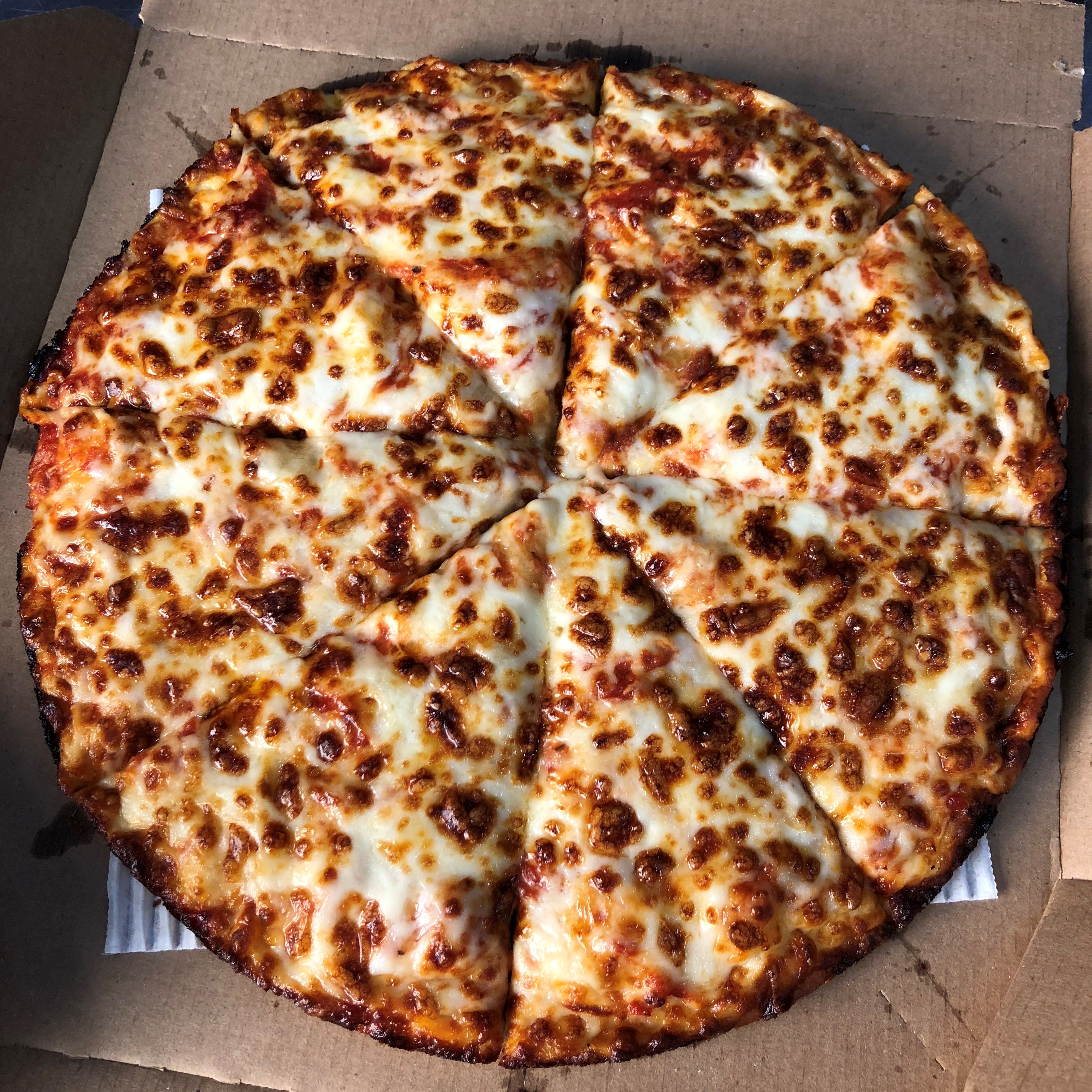 Domino's deep 2024 dish pizza